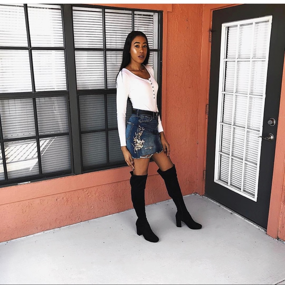 High Waisted Embroidered Skirt